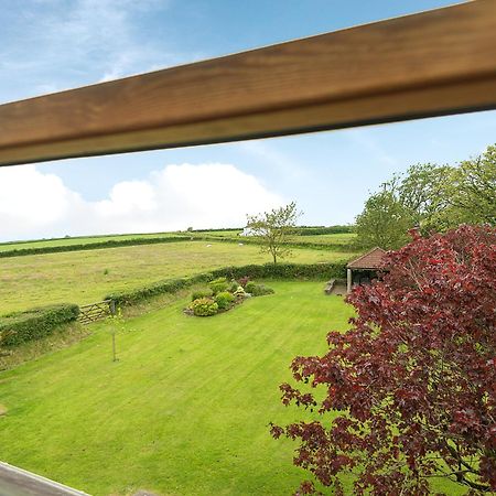 Kidwelly Farmhouse B&B Εξωτερικό φωτογραφία