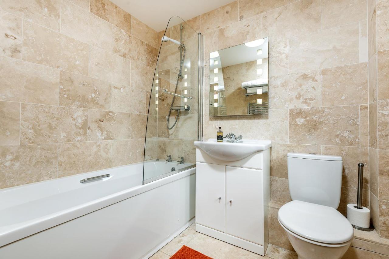 Kidwelly Farmhouse B&B Εξωτερικό φωτογραφία